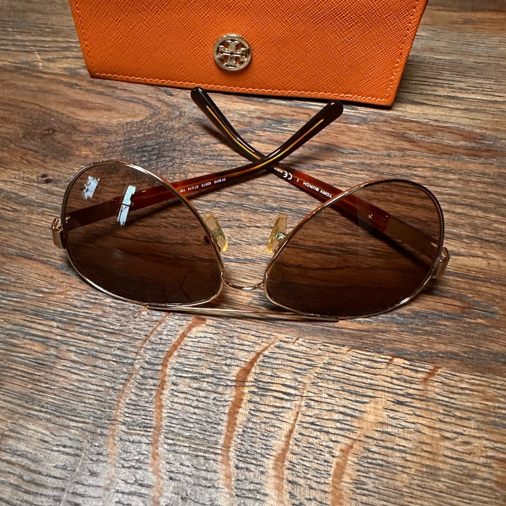 Tory Burch Gold and Brown Aviator Sunglasses - Picture 9 of 10